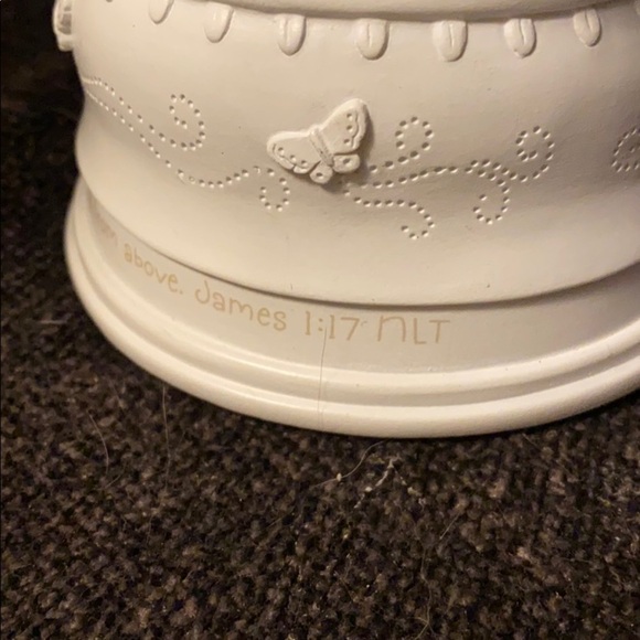 Musical Snow Globe 🎶 - Picture 5 of 10